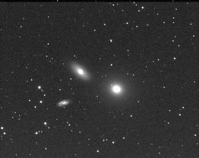 M105, NGC3384 and NGC3389, A group of galaxies in Leo